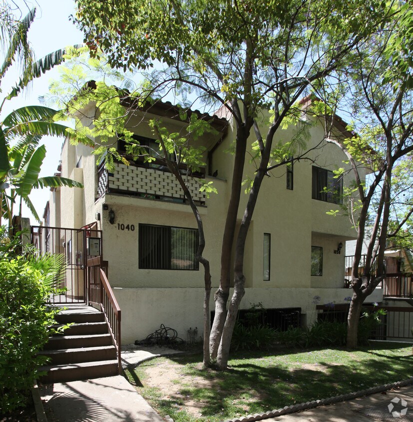 Building Photo - 1040 Spazier Ave