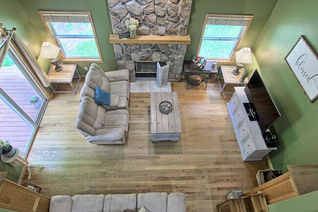 Foto del edificio - 4440 Ground Pine Trail