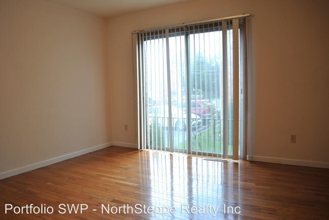 Foto del edificio - 1444-1466 Worthington St