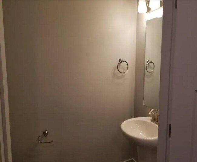 Foto del edificio - Gorgeous 3 bed 2.5 bath Townhome located in Idaho Falls!