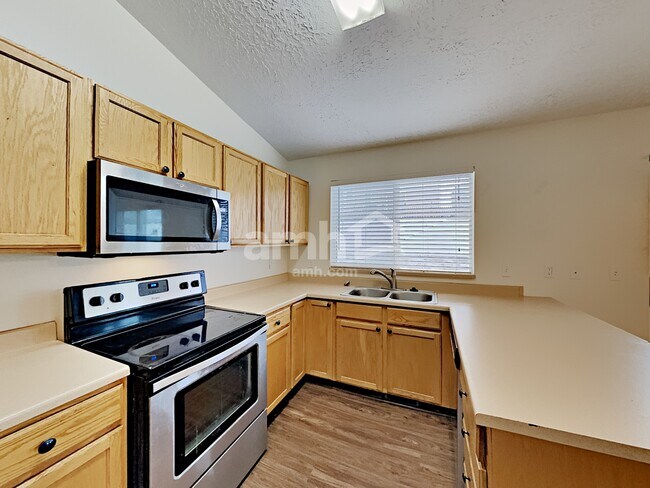 Foto del edificio - 6868 Jackling Way