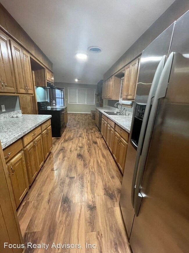 Building Photo - 3 br, 2 bath House - 4213 51st St