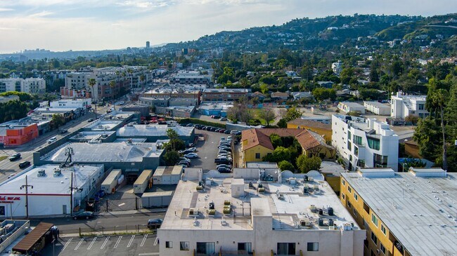 Foto del edificio - Vista Luxury Investments, LLC