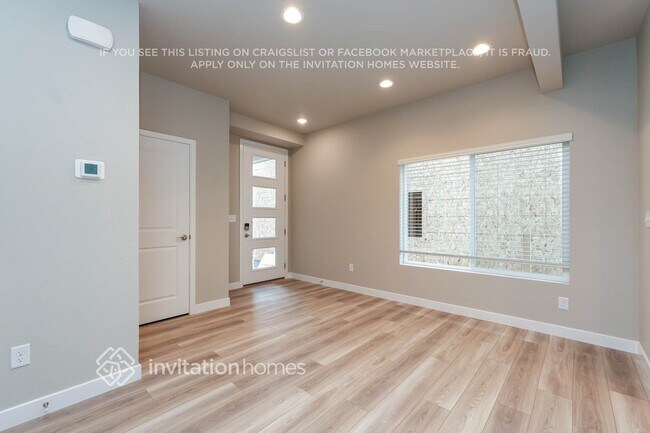 Building Photo - 13543 Arriba Dr