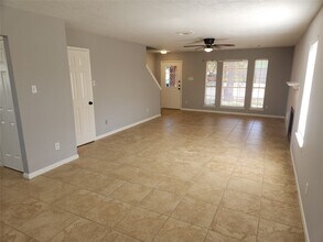 Building Photo - 2611 Anthony-Hay Ln