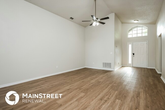 Building Photo - 2321 Paulette Dr