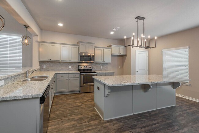 Foto del edificio - Beautiful 5 Bedroom, 5 Bath Home in South ...