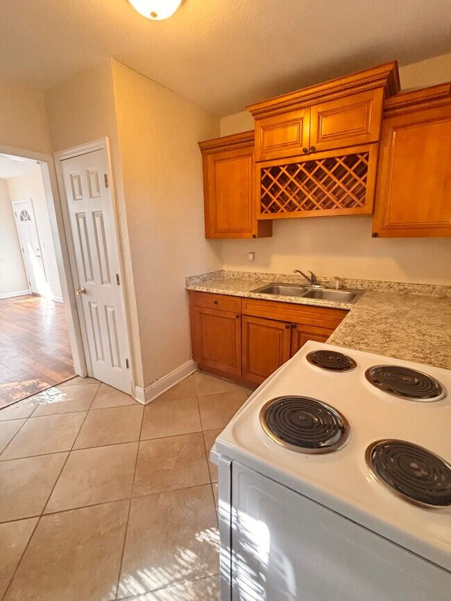 Photo - 3233-3235 Post St Townhome