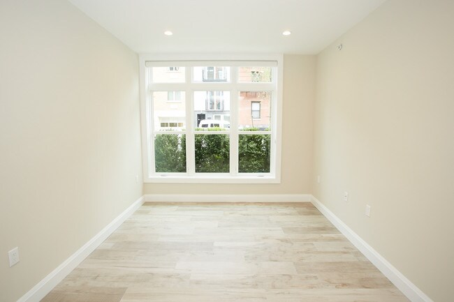 Building Photo - 31-77-77 37th St