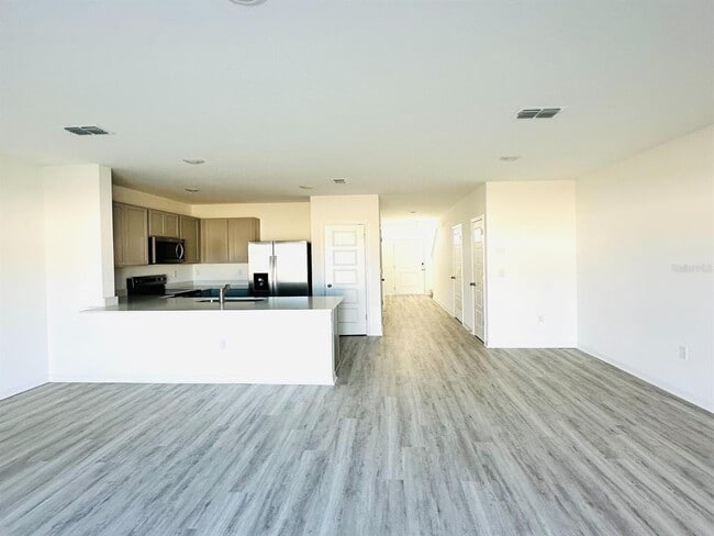 Building Photo - 1335 Tallowwood Ln