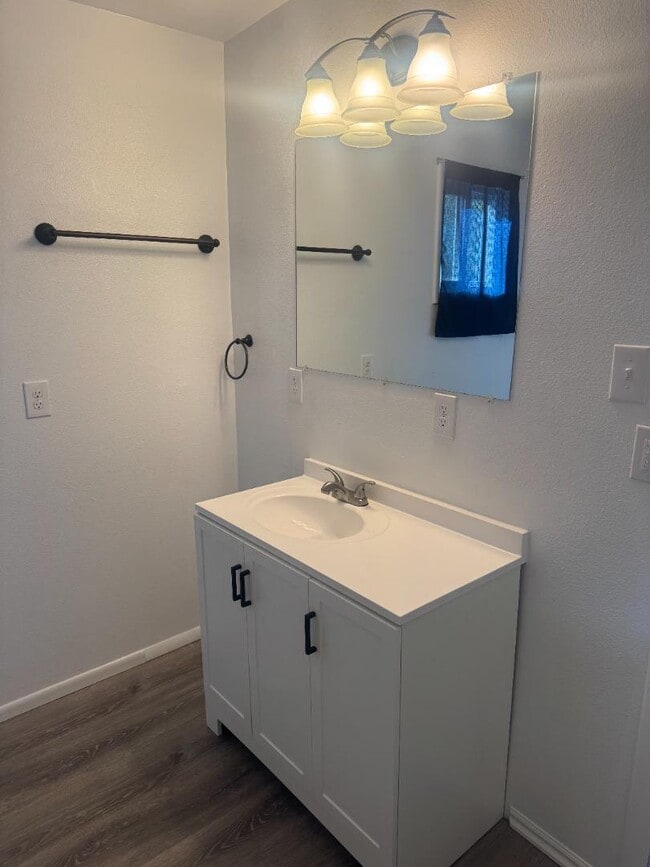 Building Photo - 119 Paper Collar Row Building Photo - 119 Paper Collar Row