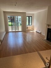 Building Photo - 8 Crispin Pvt