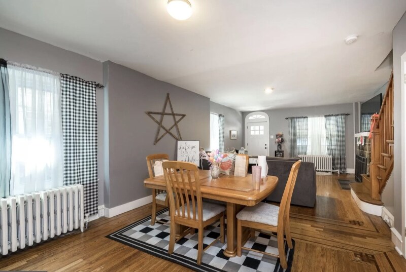 49 S 5th Ave Unit 1, Coatesville, PA 19320 Room for Rent in