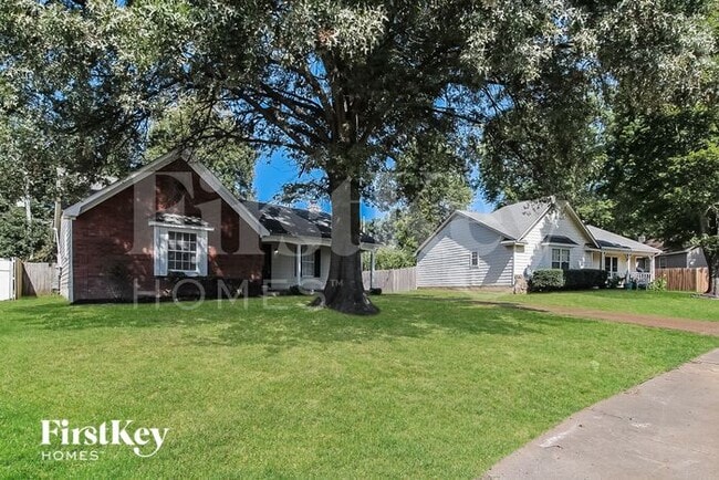 Building Photo - 4622 Crestfield Rd