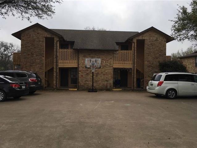 Primary Photo - 502 E Denton Dr
