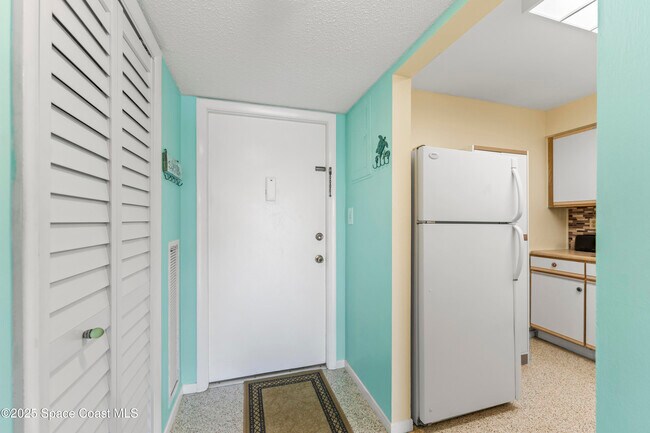 Foto del edificio - 3190 N Atlantic Ave