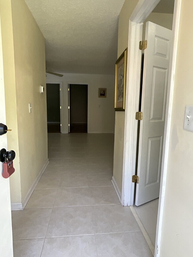 Foto del edificio - ALL Utilities Included