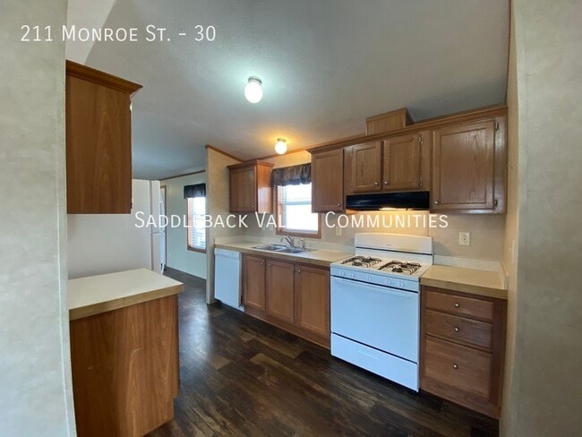 Foto del edificio - 211 Monroe St