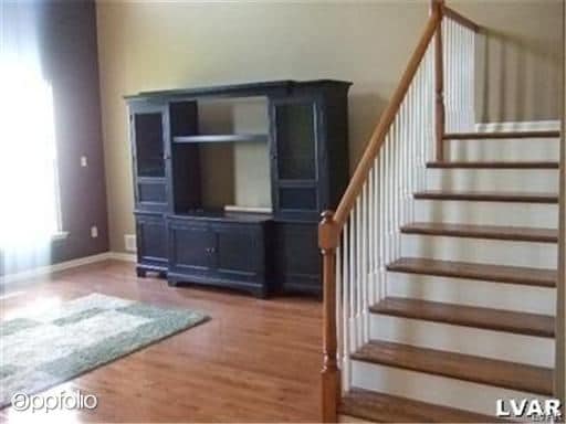 Building Photo - 221 Eagles Creek Ct