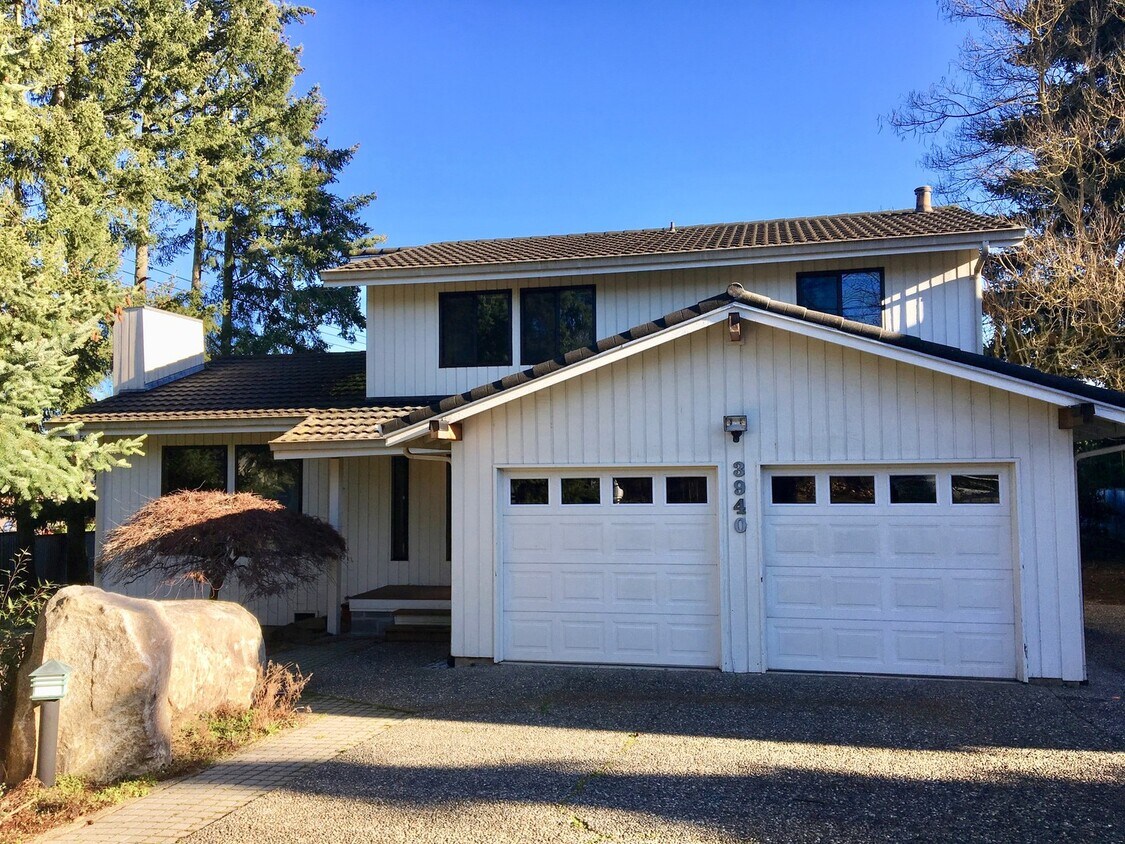 Foto principal - 3940 172nd Ave NE