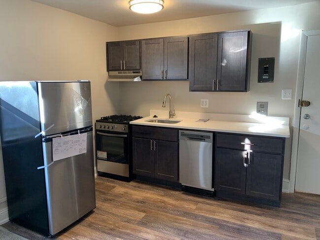 Building Photo - 4412 Osage Ave