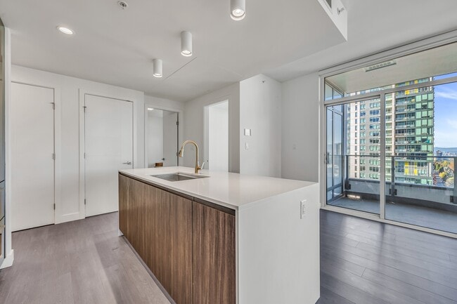 Photo du bâtiment - 6511 Sussex Ave