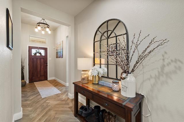 Foto del edificio - 1300 FM 667