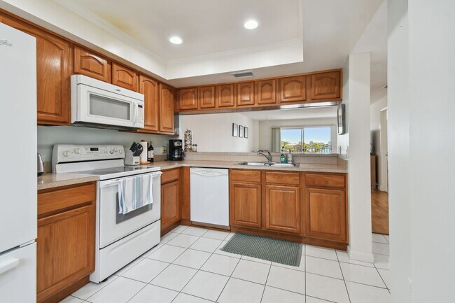 Building Photo - 610 Island Way