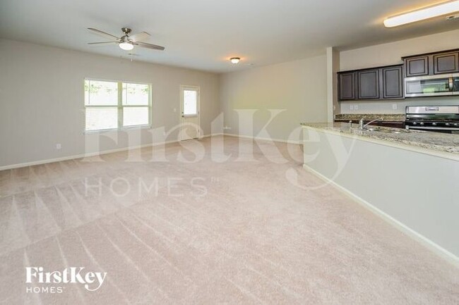 Foto del edificio - 530 Sunrise Ln
