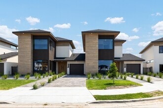 Building Photo - 4508 Juniper Cir