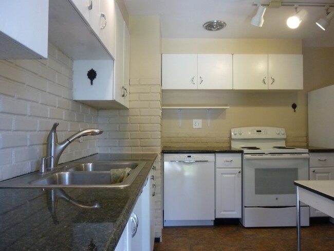 Foto del edificio - 1211 W Dalke Ave