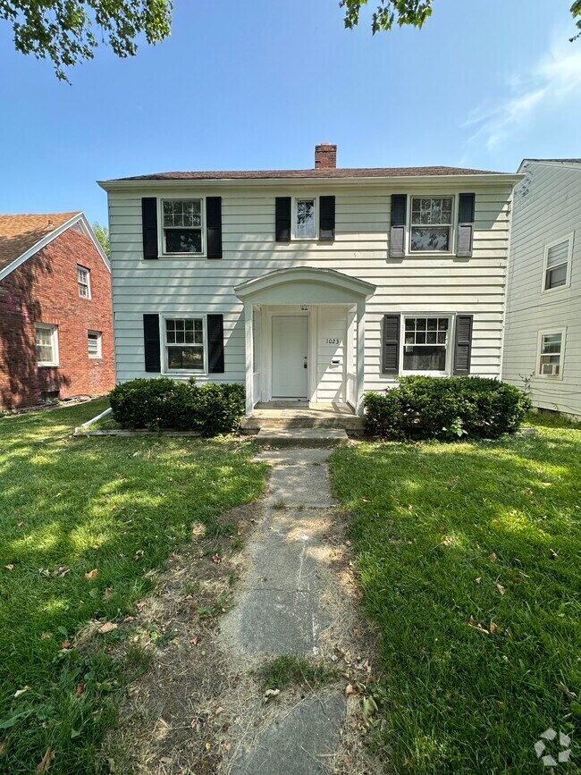 Oxford Apartments for Rent with a Yard Fort Wayne, IN 6 Rentals