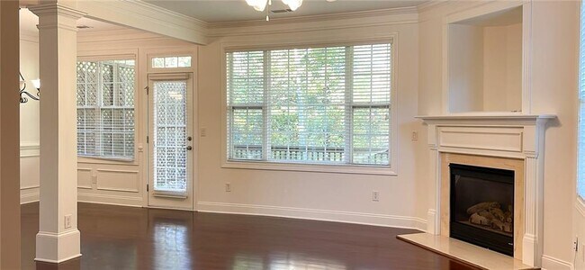 Foto del edificio - 2530 Gadsen Walk NW