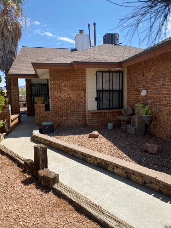 Foto principal - 895 Melville Ln