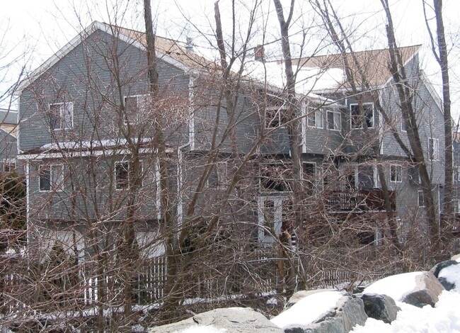 Building Photo - 4 Good Hope Ln