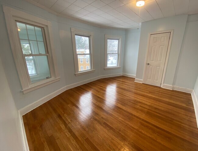 Foto del edificio - 450 Poplar St