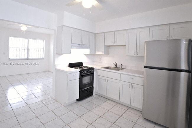 Foto del edificio - 1570 NW 2nd St