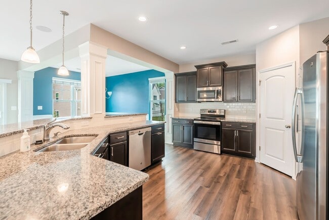 Photo - Beautiful 3 bed, 2.5 bath with garage and ... House