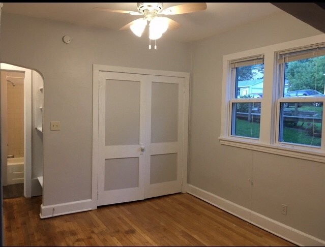 Foto del edificio - 1207 E 4th St