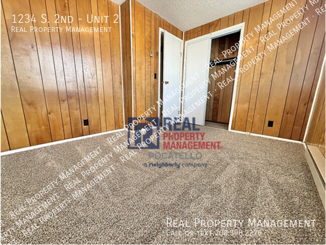 Building Photo - 2 Bed 1 Bath apartment - Near ISU
