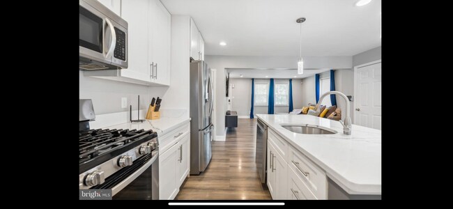 Foto del edificio - 2937 Liberty Pkwy