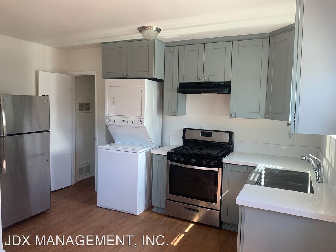 Foto principal - 574-576 Mc Intosh St