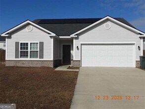 Building Photo - 1592 Longleaf Ct