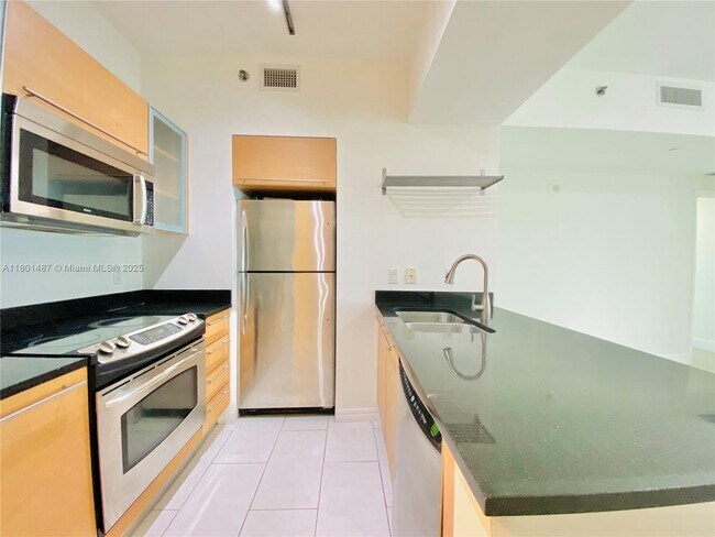 Foto del edificio - 950 Brickell Bay Dr
