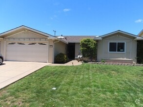 Building Photo - 1093 Del Cambre Dr