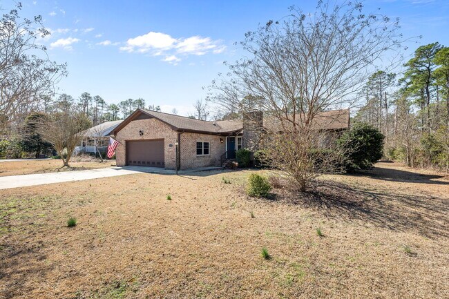 Building Photo - 6115 Gondolier Dr