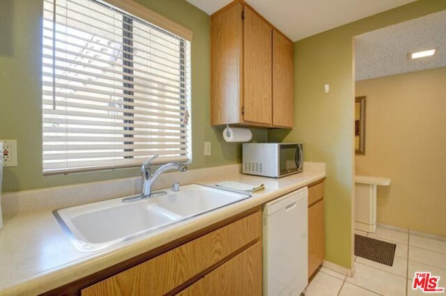 Foto del edificio - 40475 Pebble Beach Cir