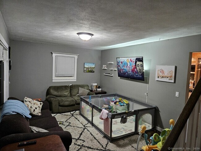 Foto del edificio - 11 Sandy Hollow Dr
