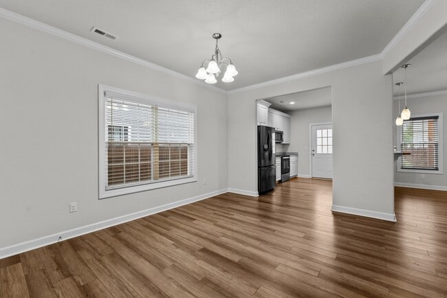 Building Photo - 824 Somb Moore Ways