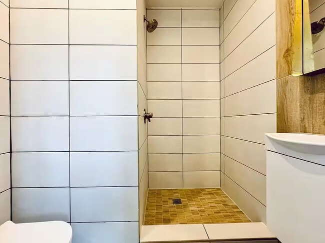 Photo - Furnished room/NOT APARTMENT